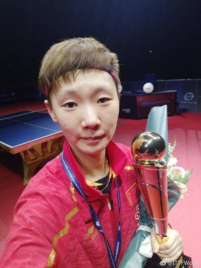 摩洛哥体操选手逆袭夺冠,实力惊人 摩洛哥体操选手逆袭夺冠,实力惊人