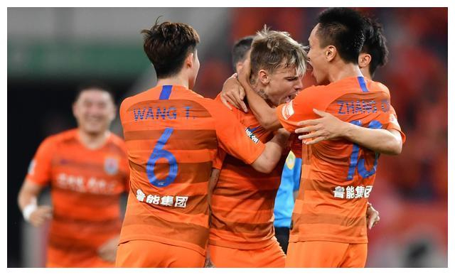 鲁能-逆转河南建业，取得关键胜利